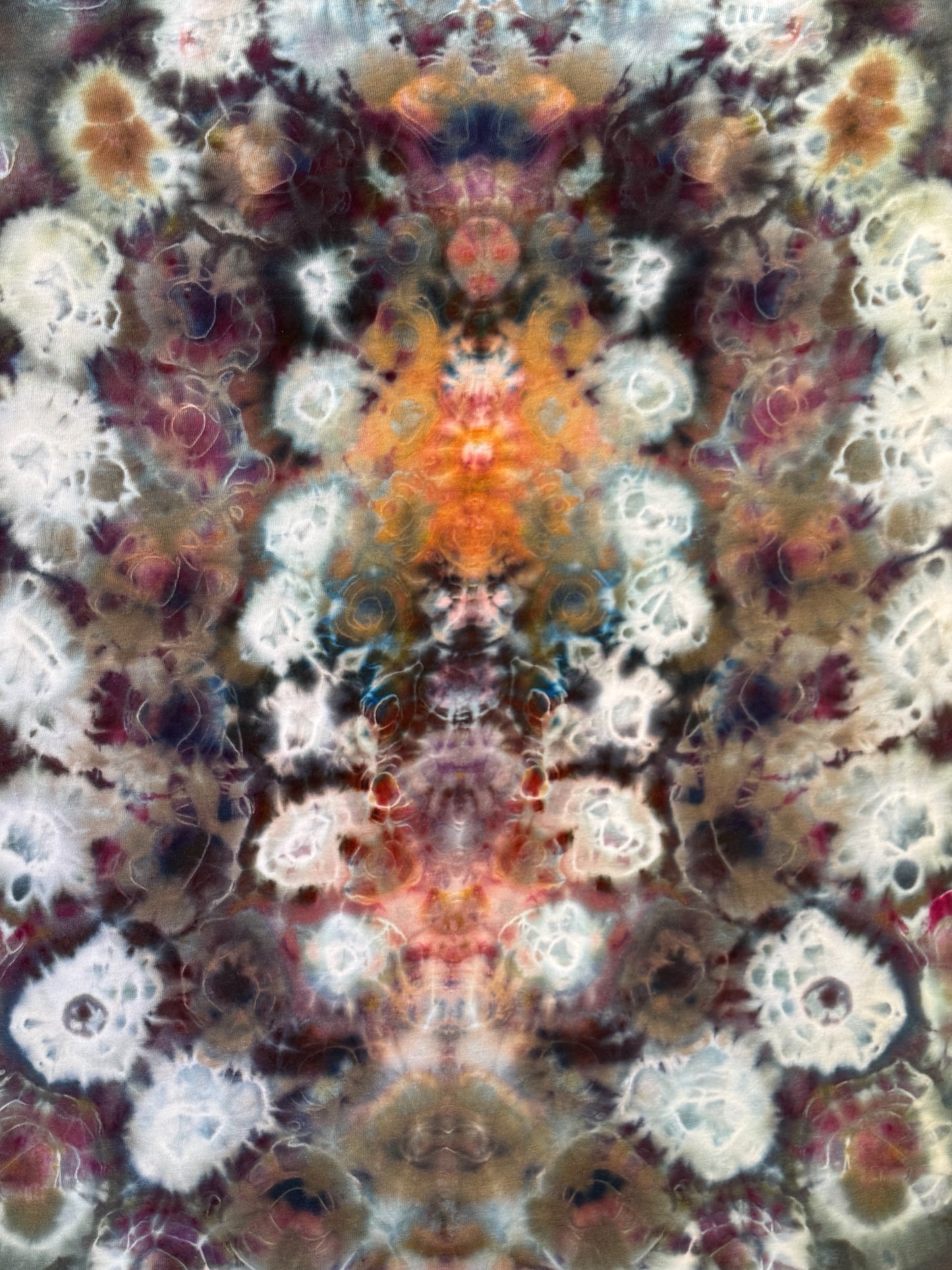 M - ice dyed earth toned kenney style vee neck tee