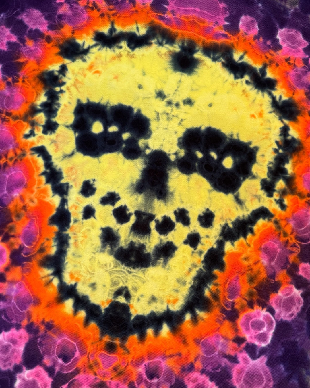 L - glowing kenney style skull vee