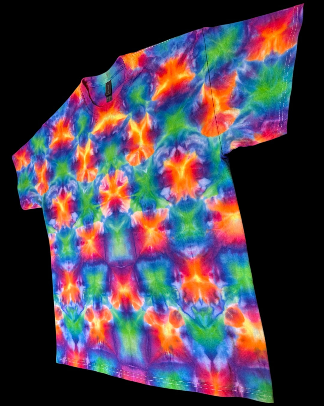 XL - rainbow experimental shibori tee