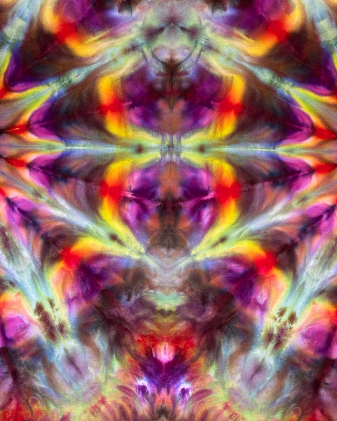 L - ice dyed rainbow mirrored fan fold tee