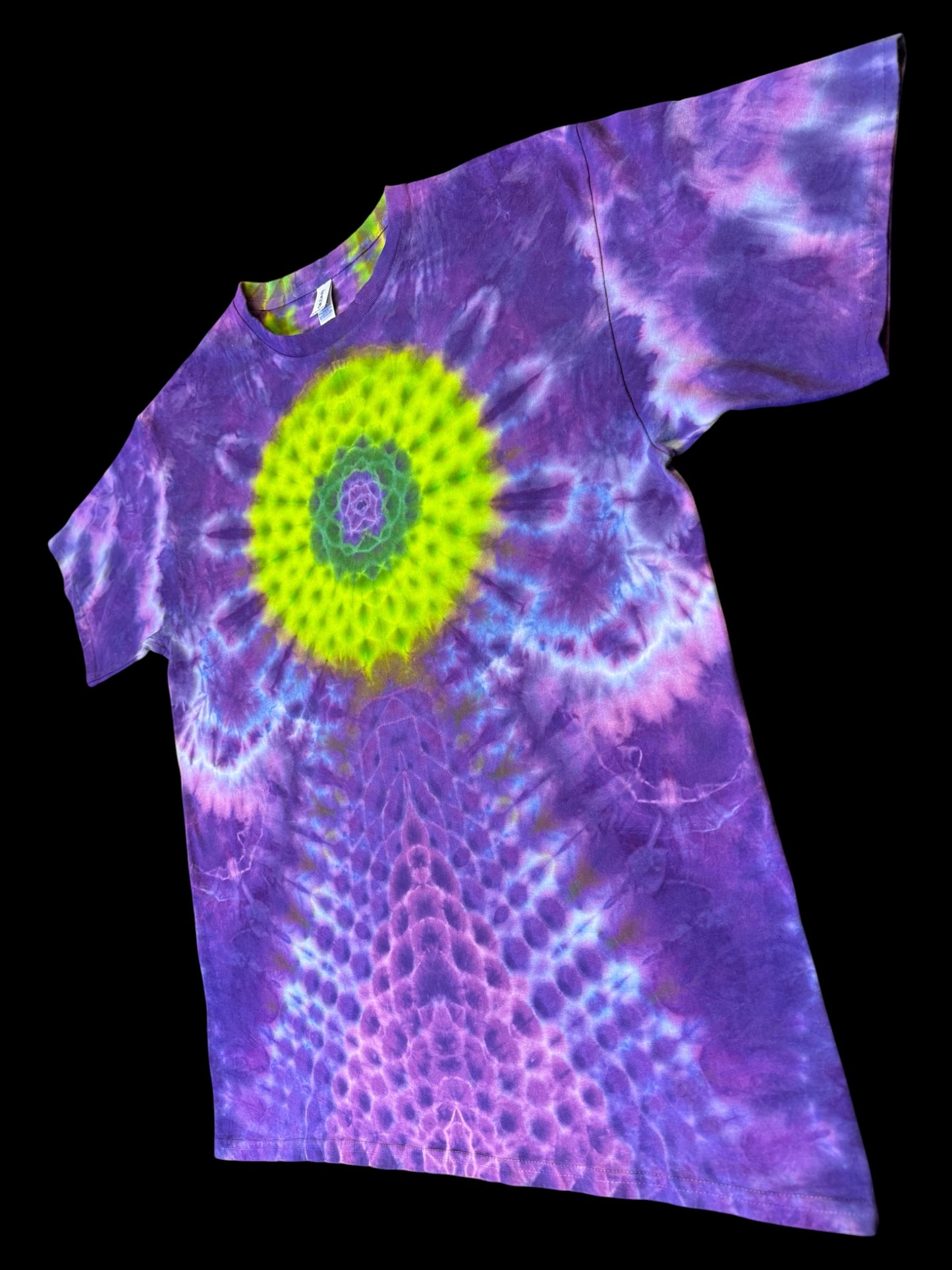 XL - lilac and lime mandala with klink spine tee
