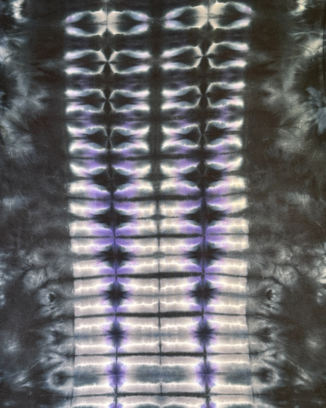 L - black violet mandala with phat spine tee