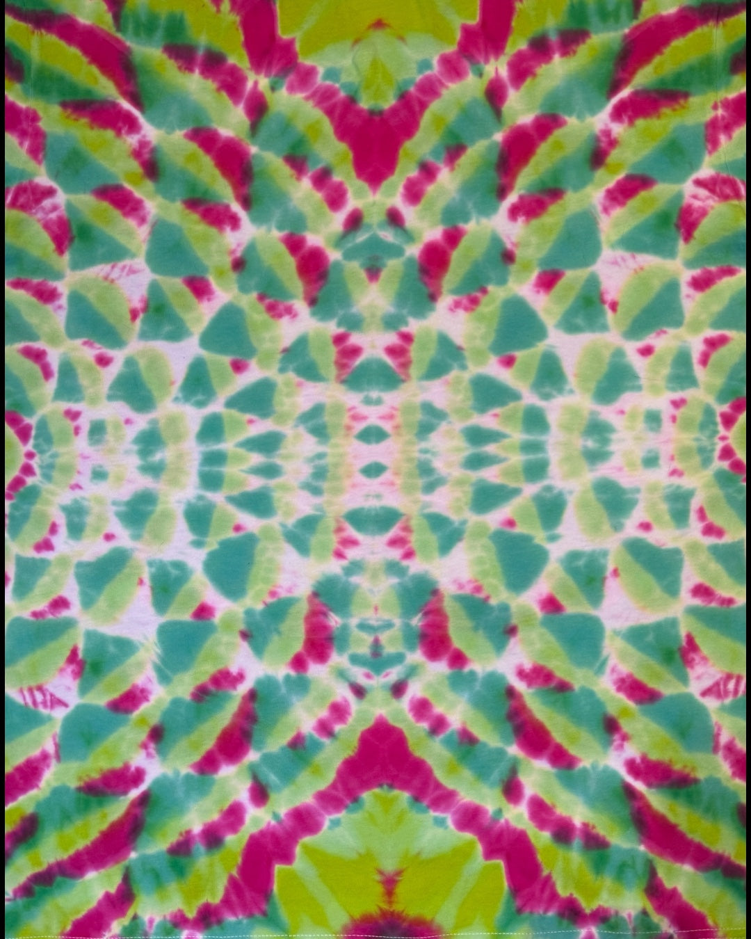 L - watermelon cosmic mandala variation vee neck tee