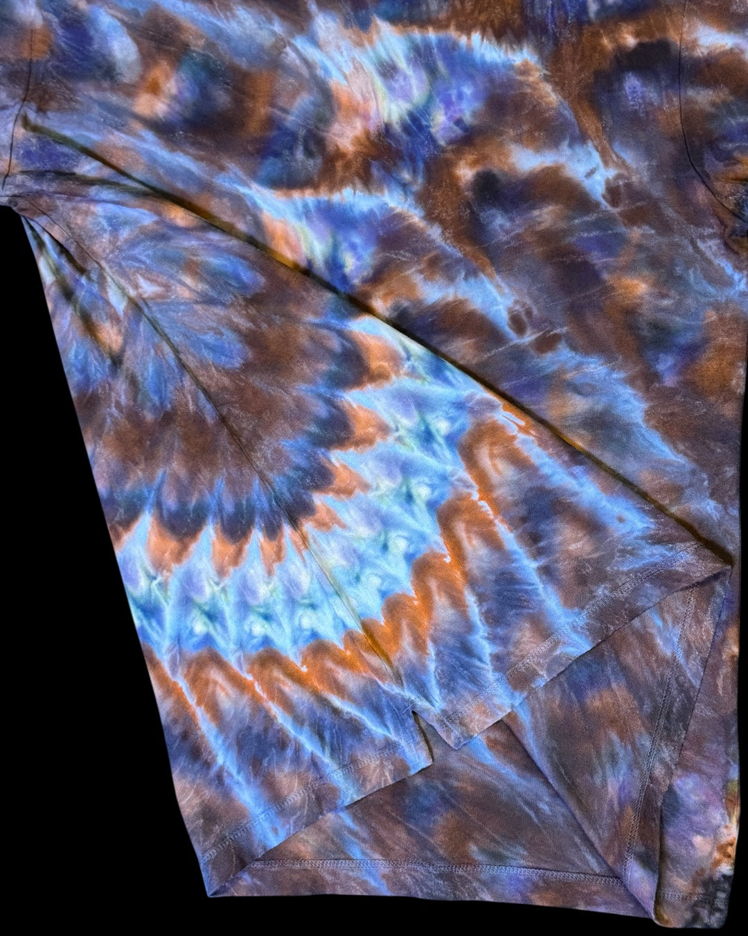 L - ice dyed avalon cedar cosmic rolled bamboo tee