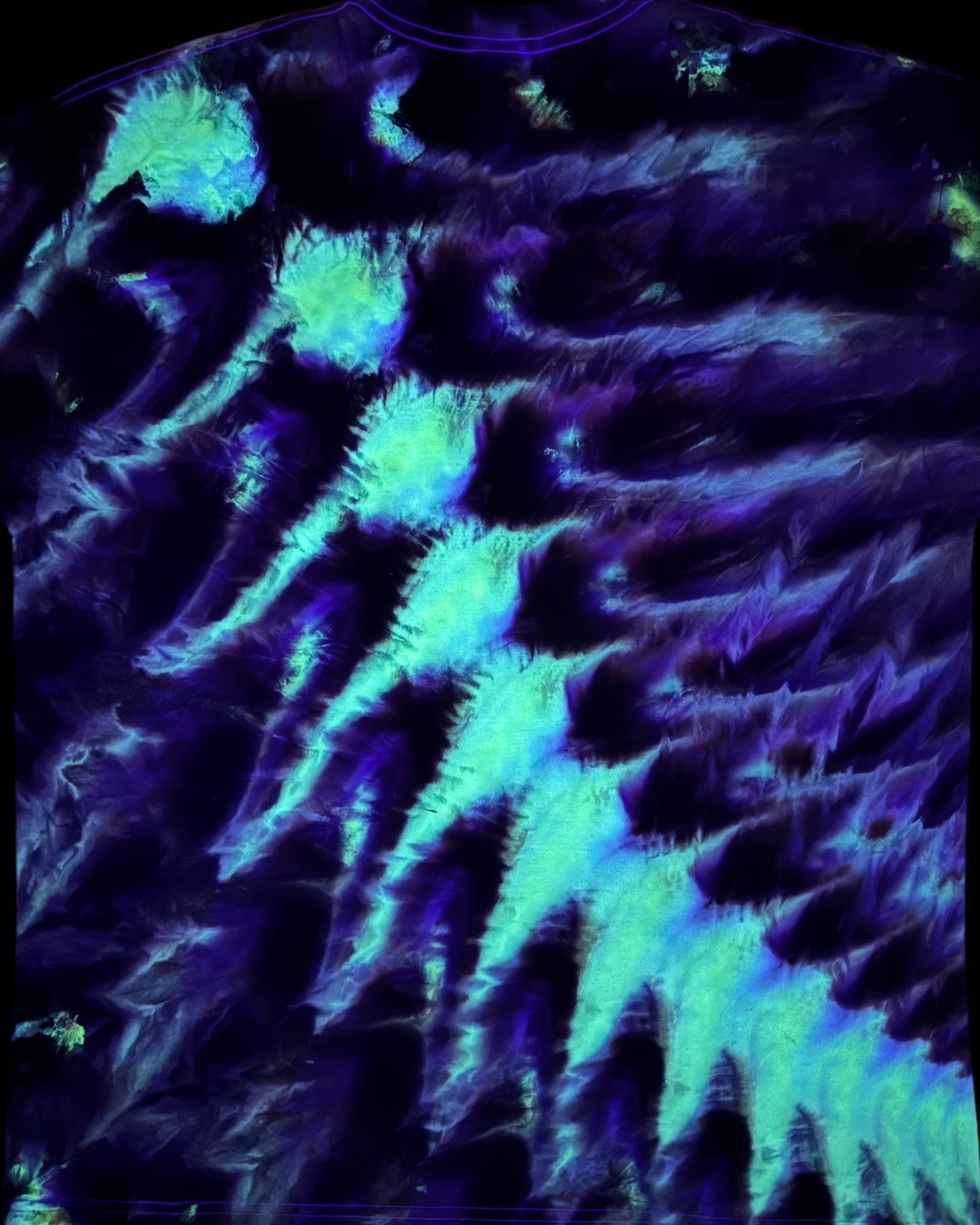 XL - glowing ice dyed cosmic roll tee