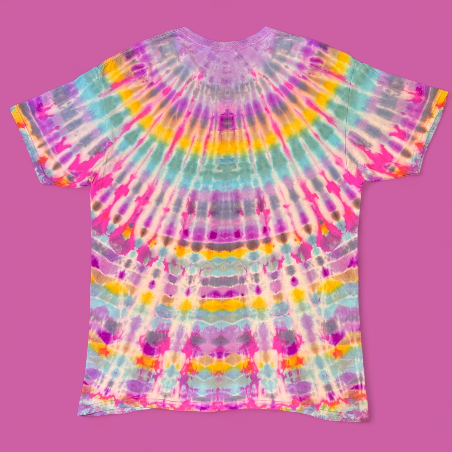 L - pink reverse dyed pleated tee