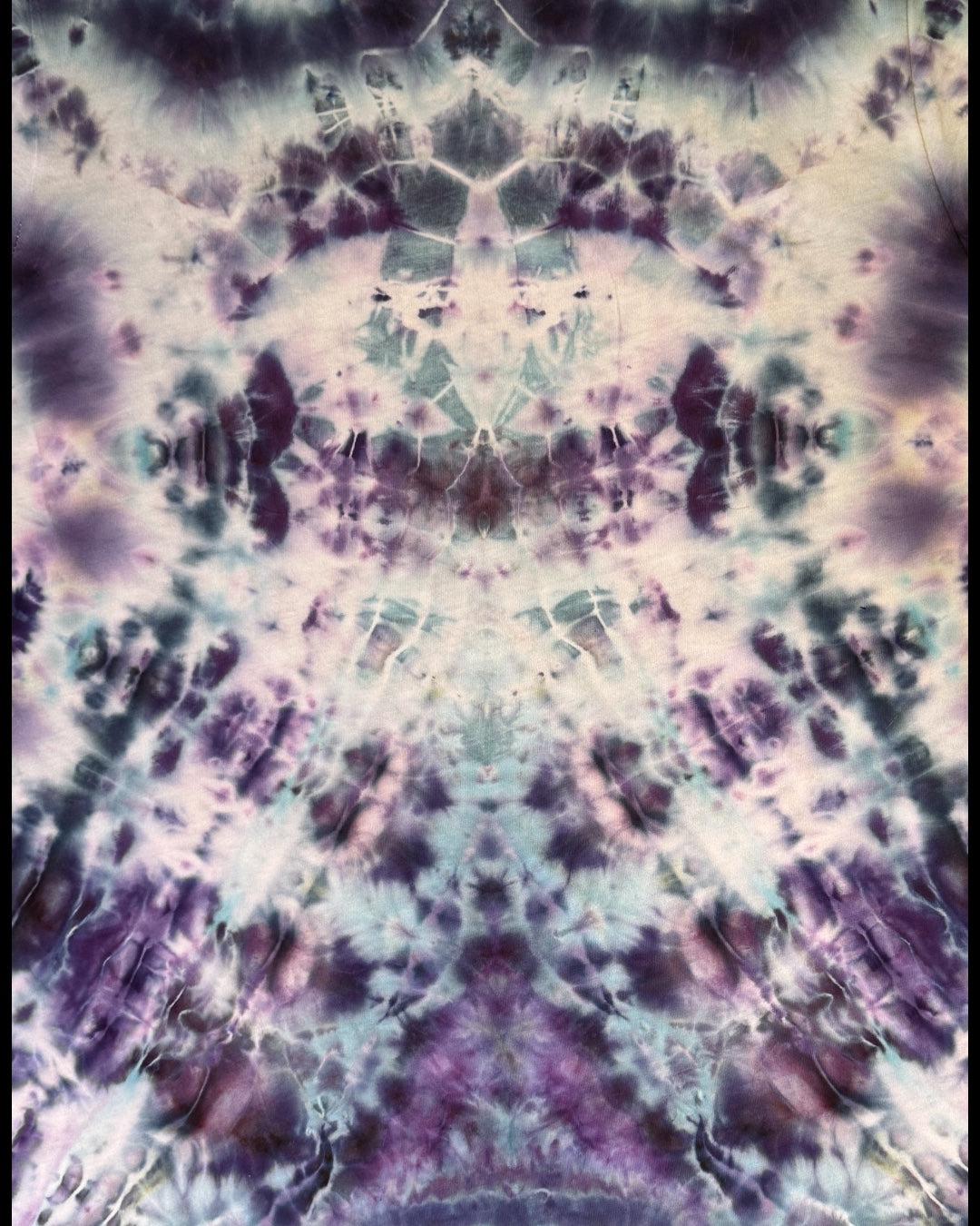 L - ice dyed ultraviolet seaglass mandala tee
