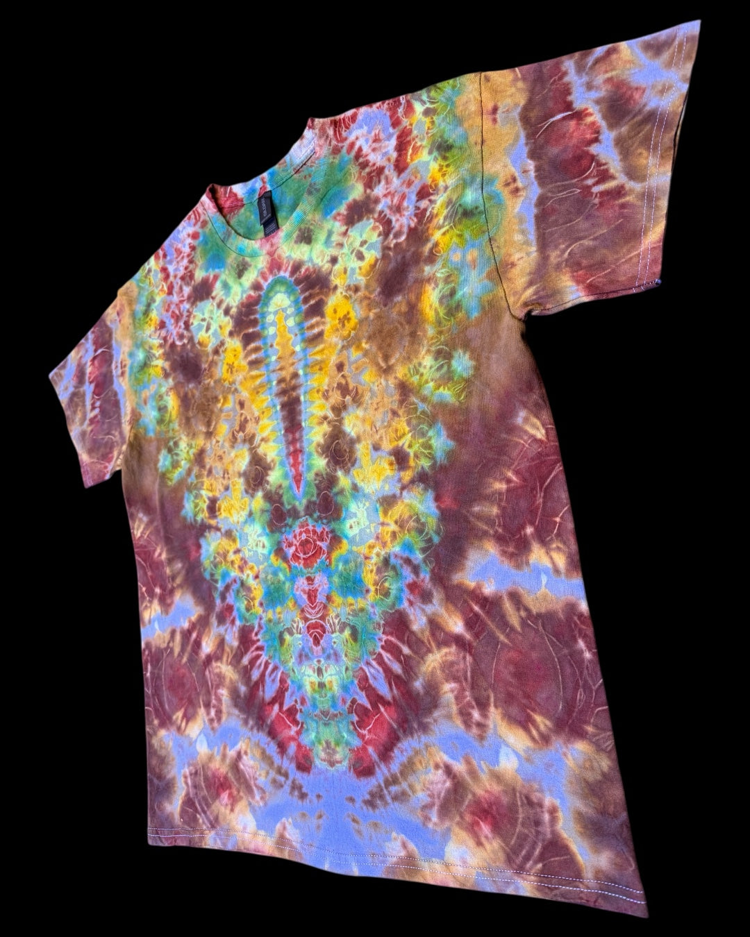 L - periwinkle reverse dyed UV reactive kenney style medallion tee