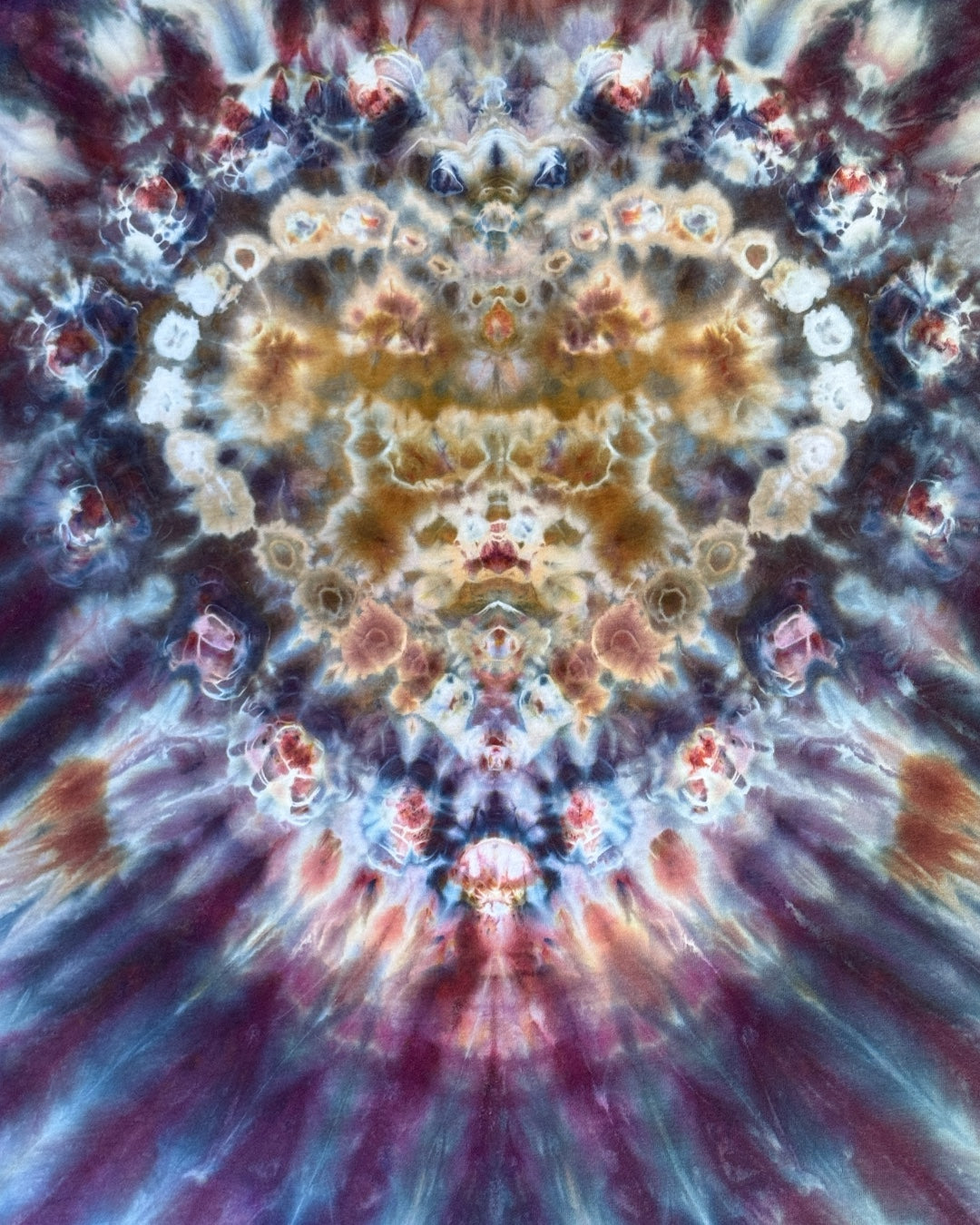 L - ice dyed kenney style heart vee tee