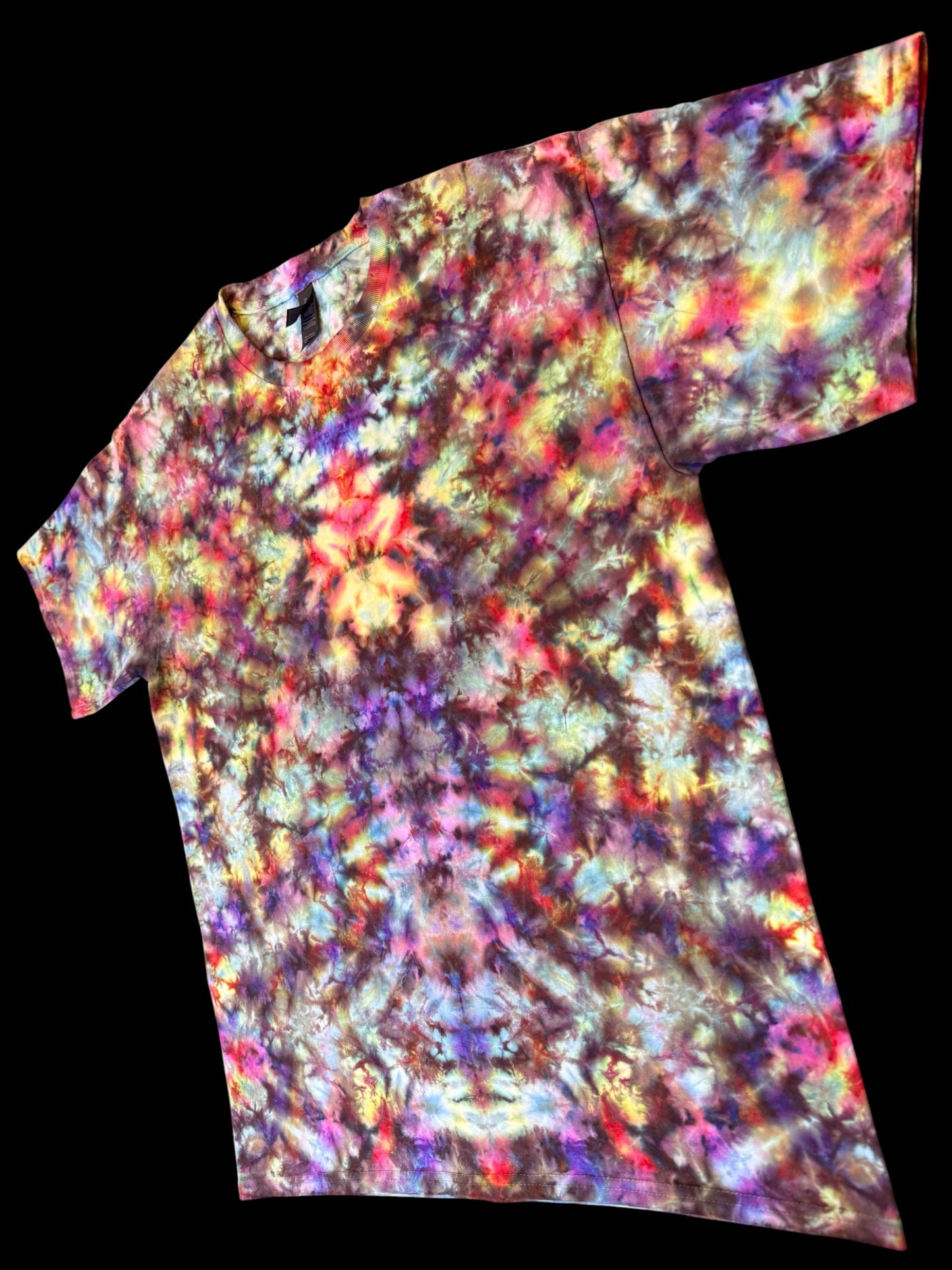 L - ice dyed pseudo rainbow mirrored scrunch tee