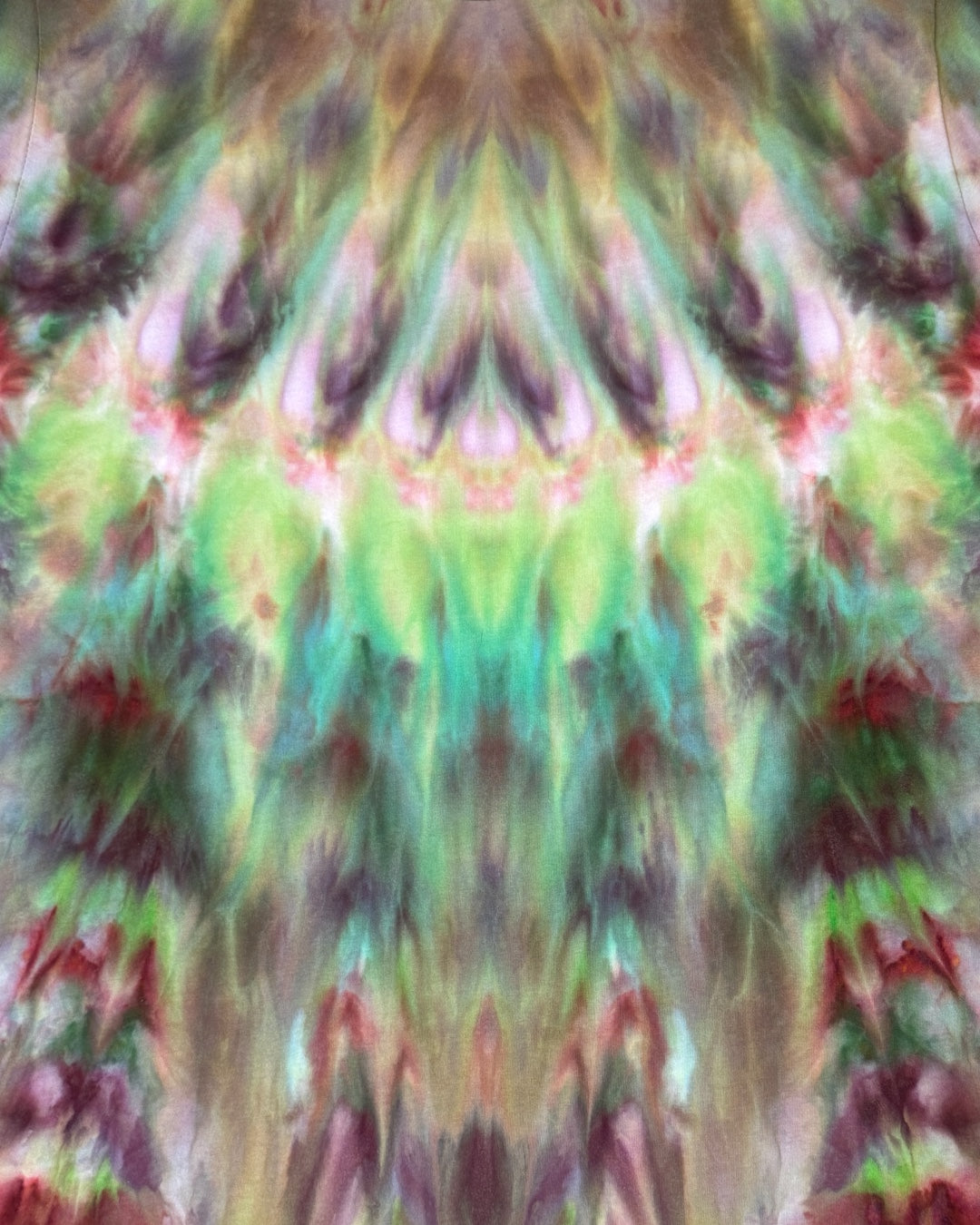 XL - ice dyed kaleidoscope eyes mirrored cosmic rolled tee