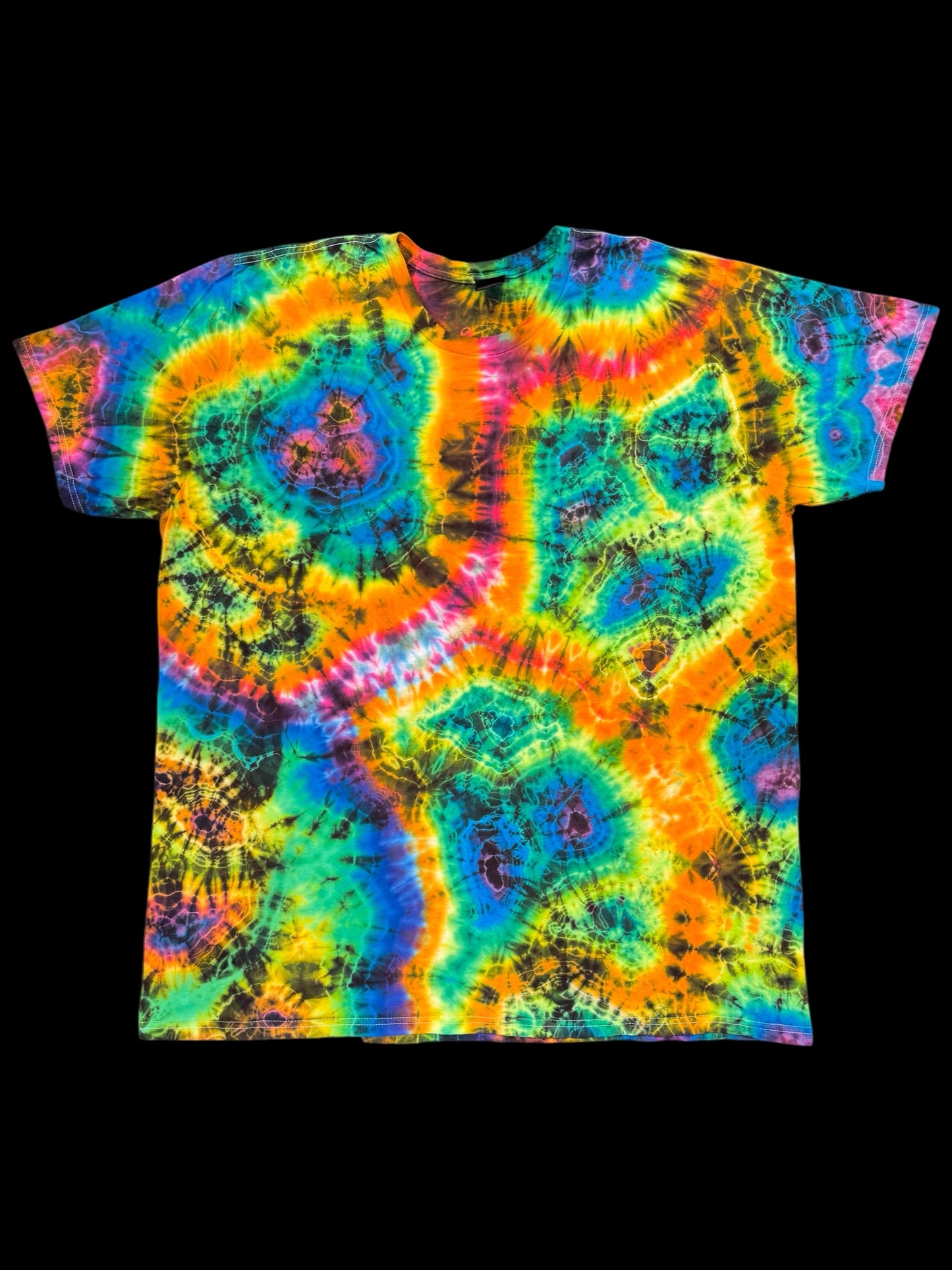 XXL - rainbow geode tee