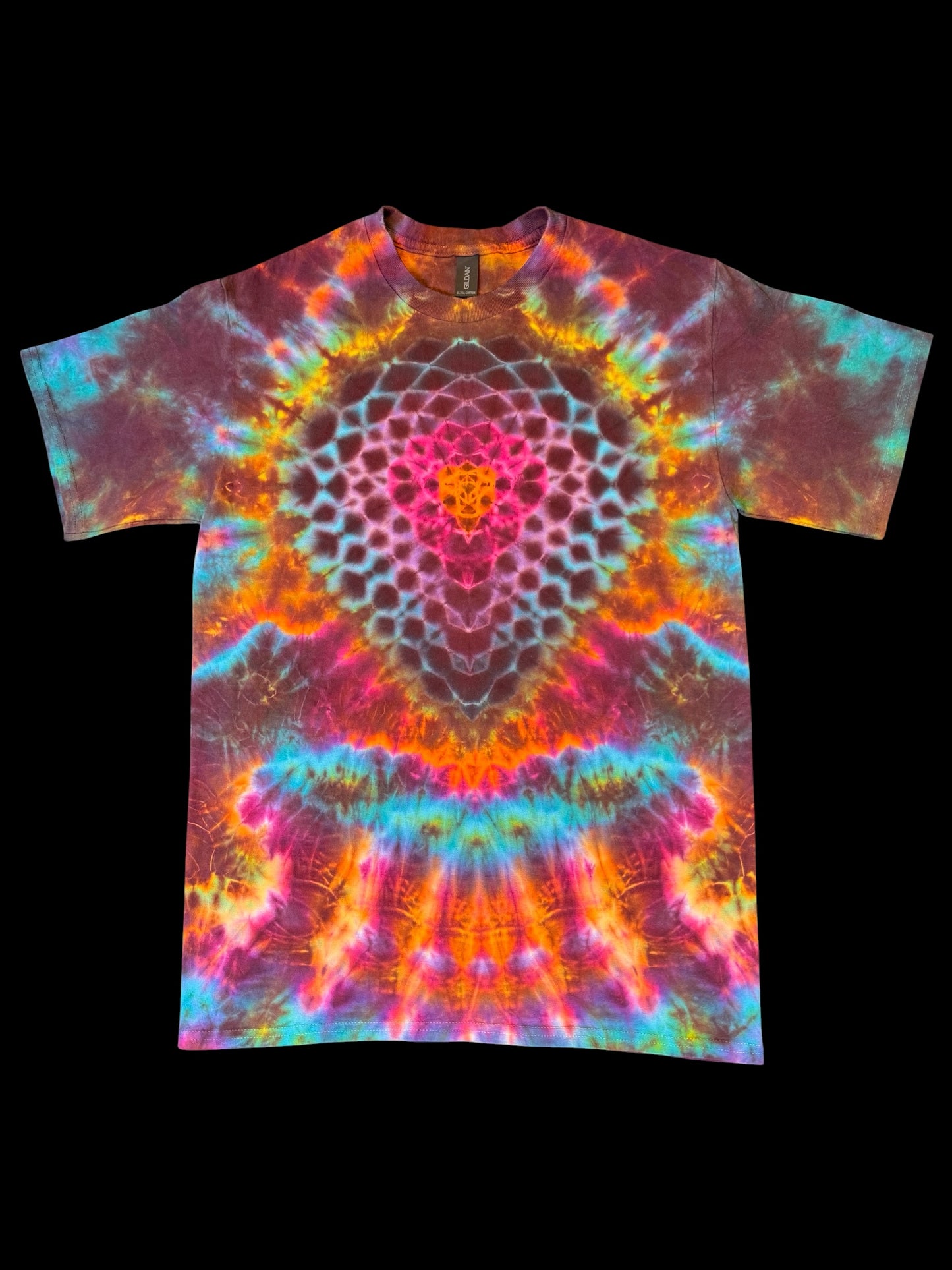 M - bordeaux overdyed raimbow shapeshifter mandala tee