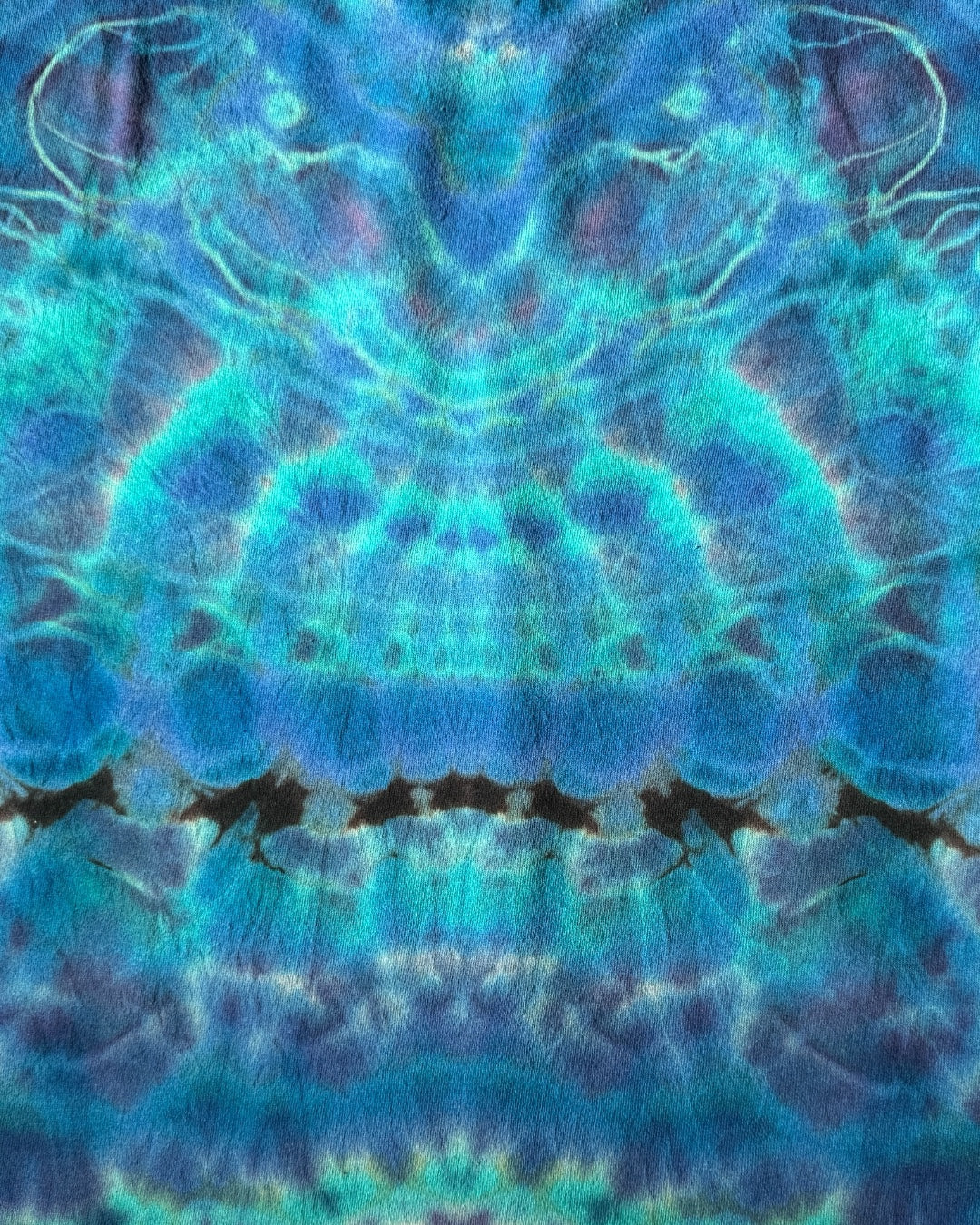 L - reverse dyed blue skies mandala cosmic rolled combo long sleeve tee