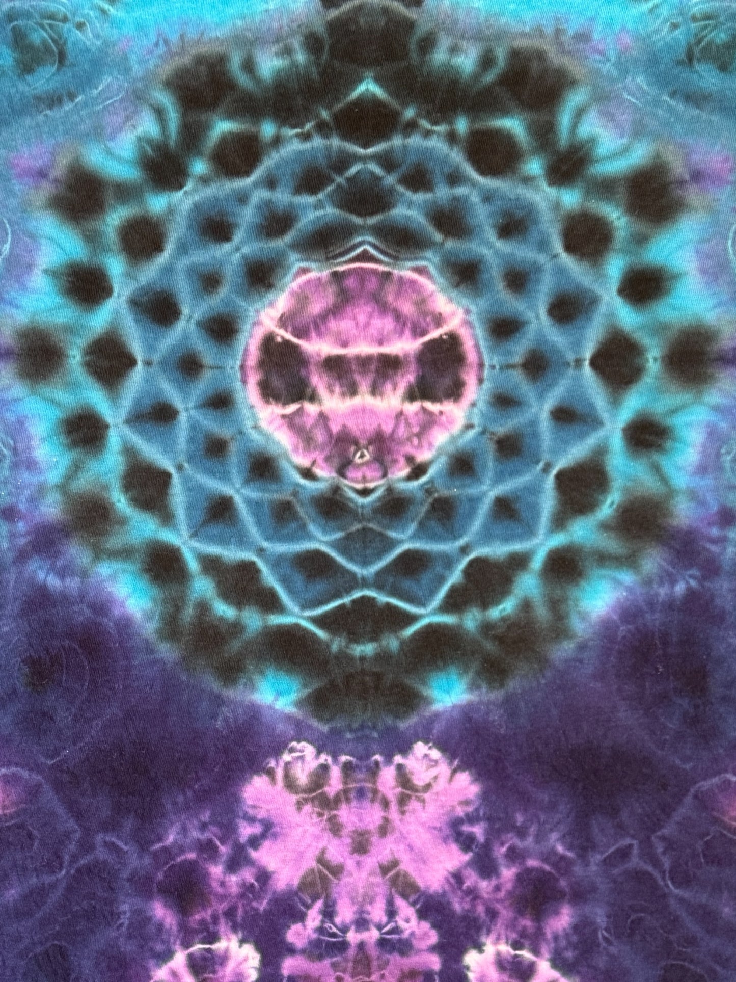 S - mandala kenney cosmic combo tee