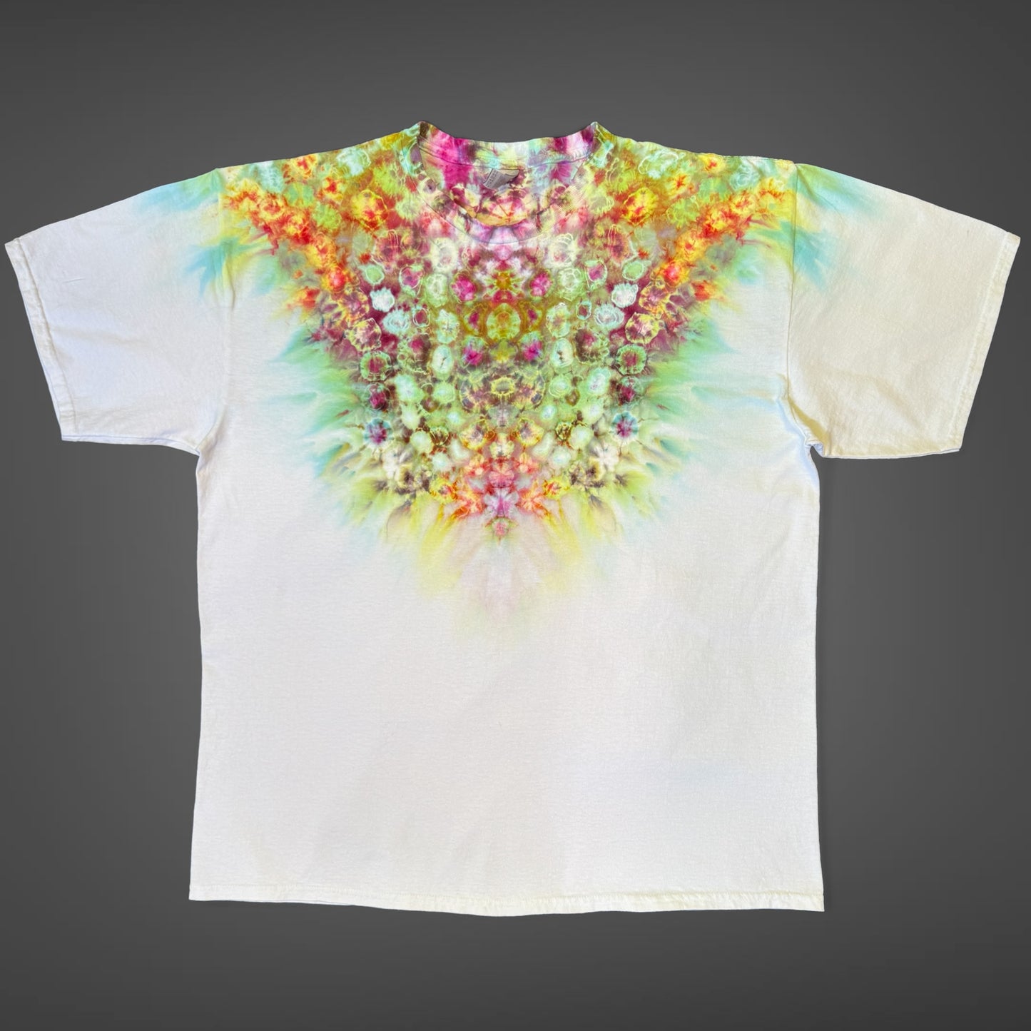 XXL - ice dyed kenney style tee