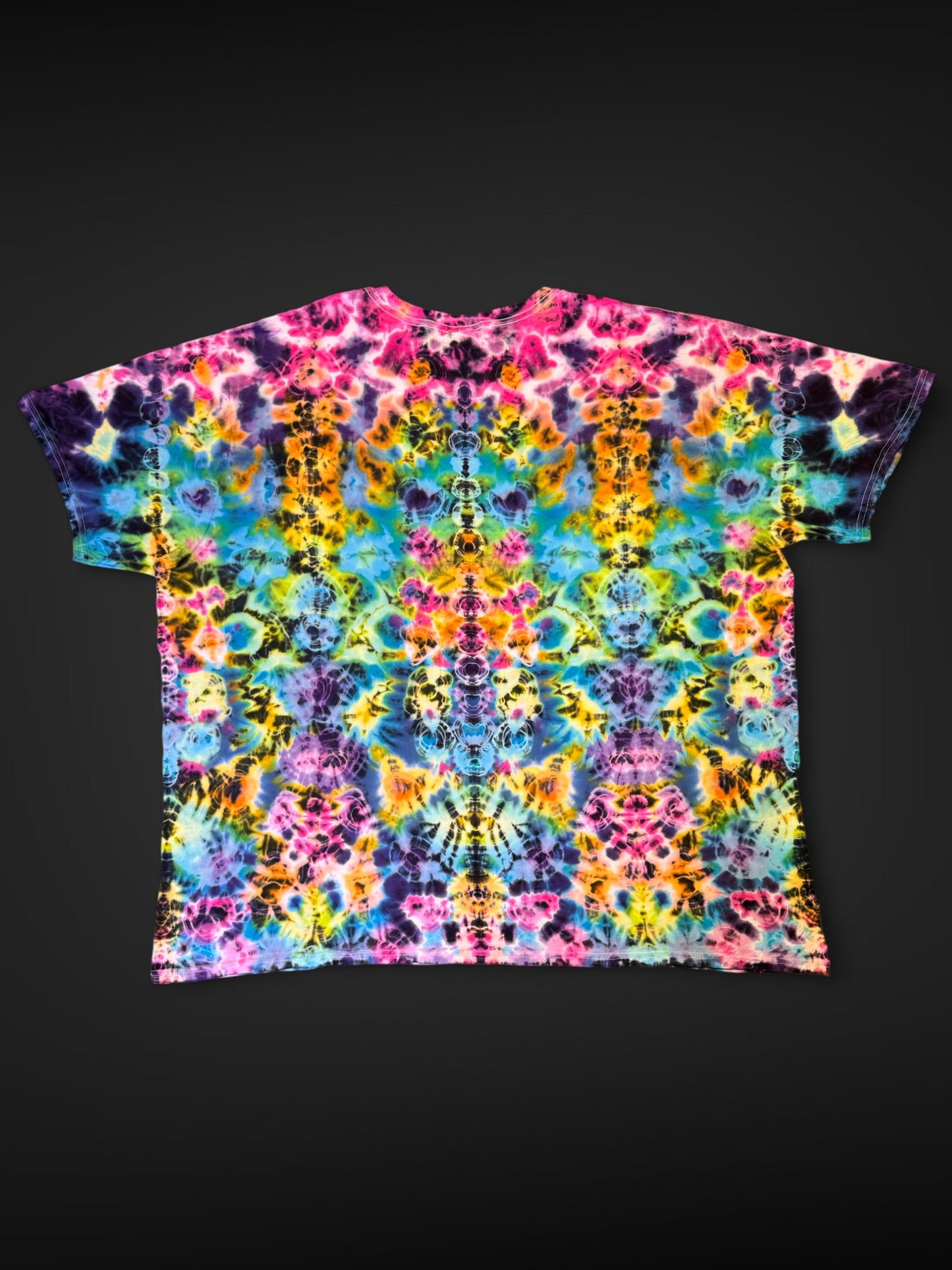 XXXXL - rainbow kenney style variation tee