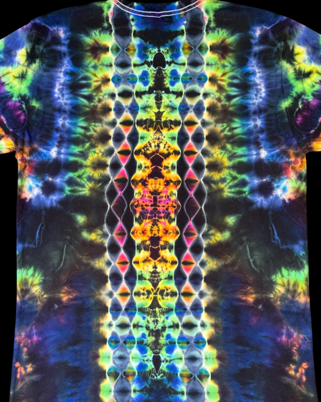 L - mandala cosmic roll with kenney style honeycomb spine tee