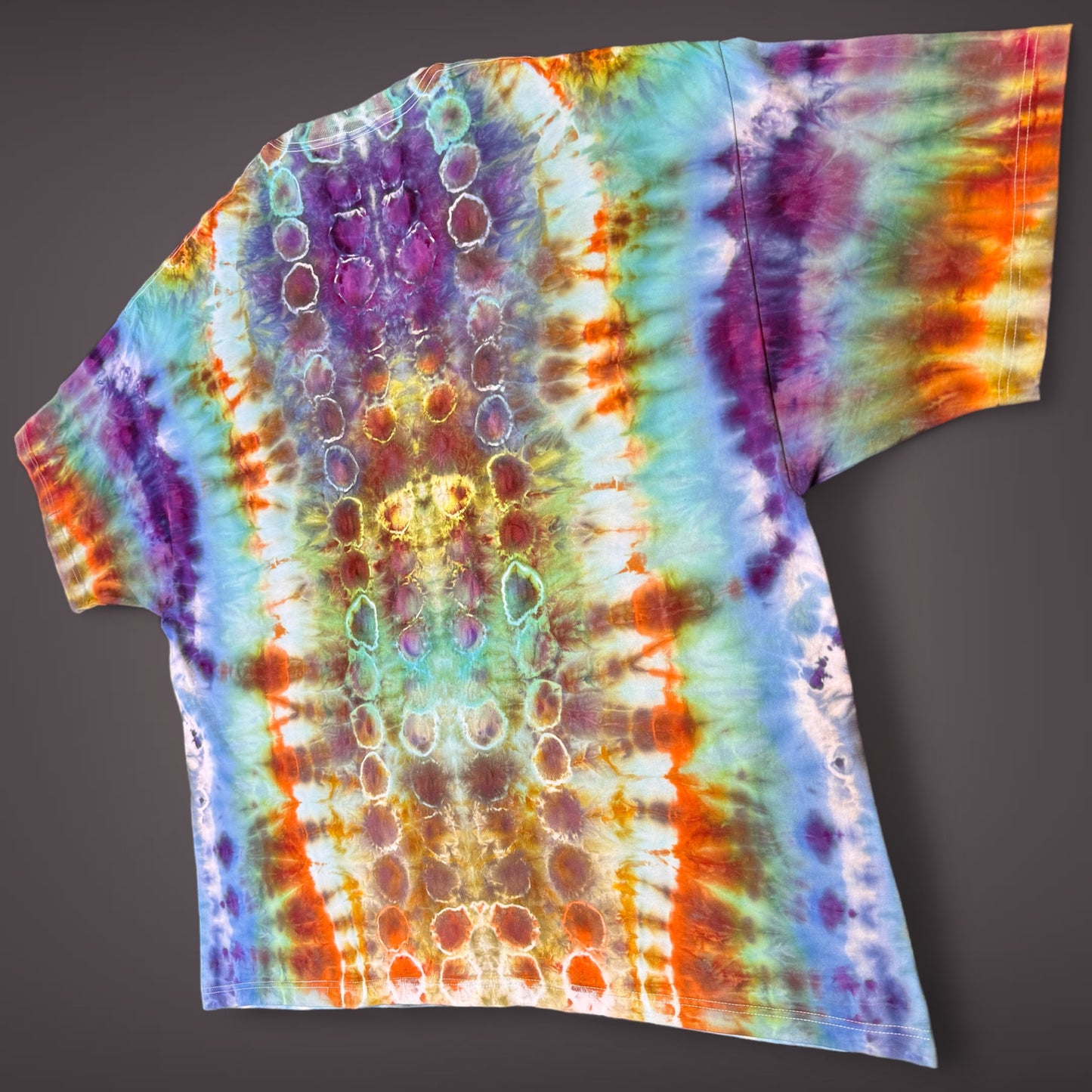 XXXXL - ice dyed cosmic bubble vee with double bubble spine