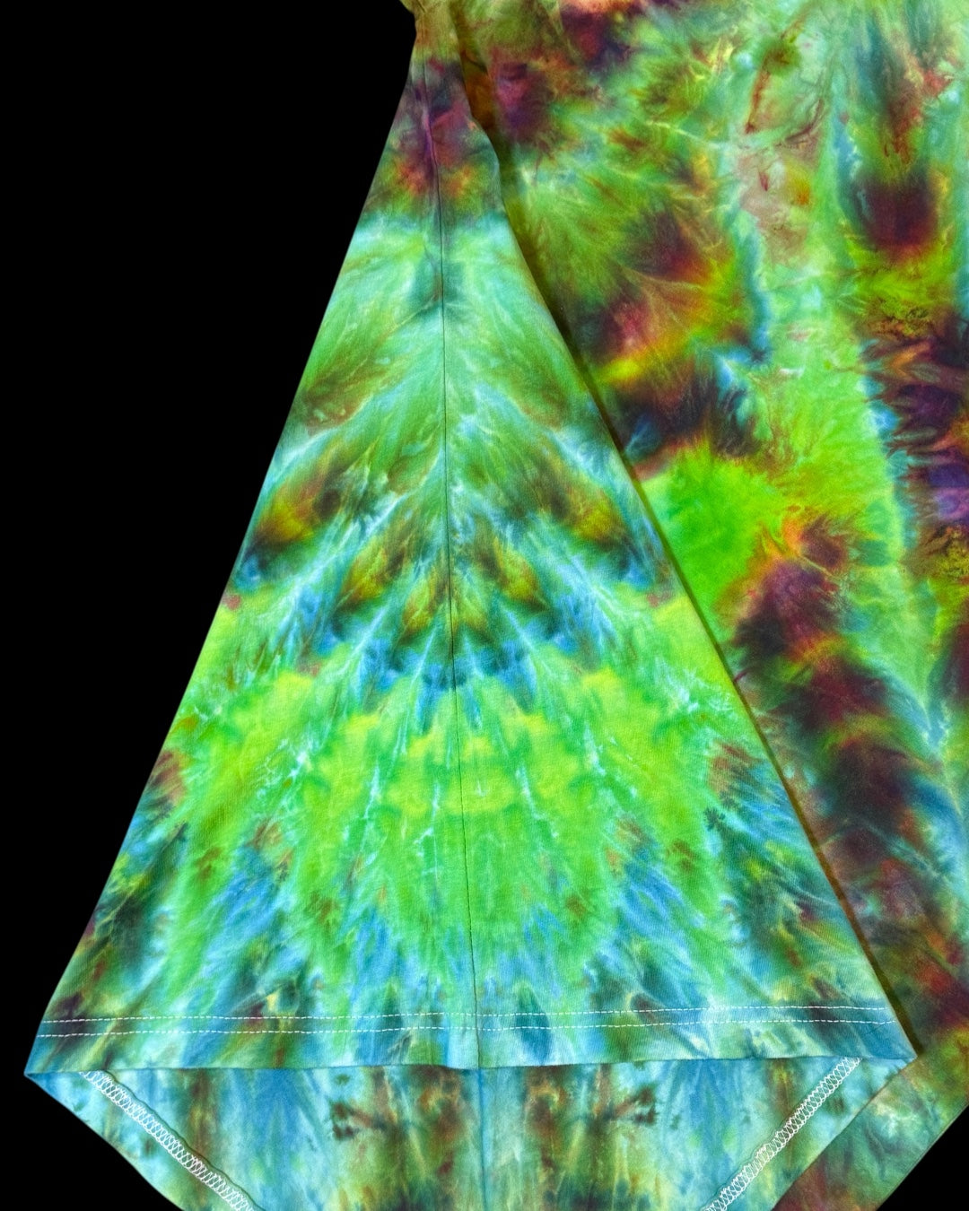L - ice dyed electric green mindbender cosmic roll tee