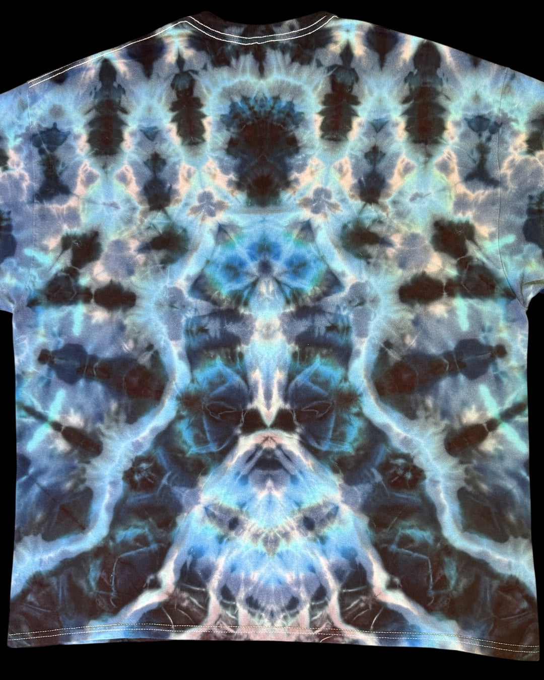 XXL - front to back blue-dala tee