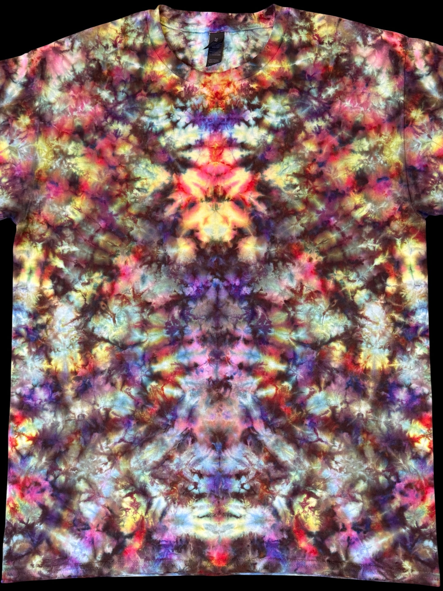 L - ice dyed pseudo rainbow mirrored scrunch tee