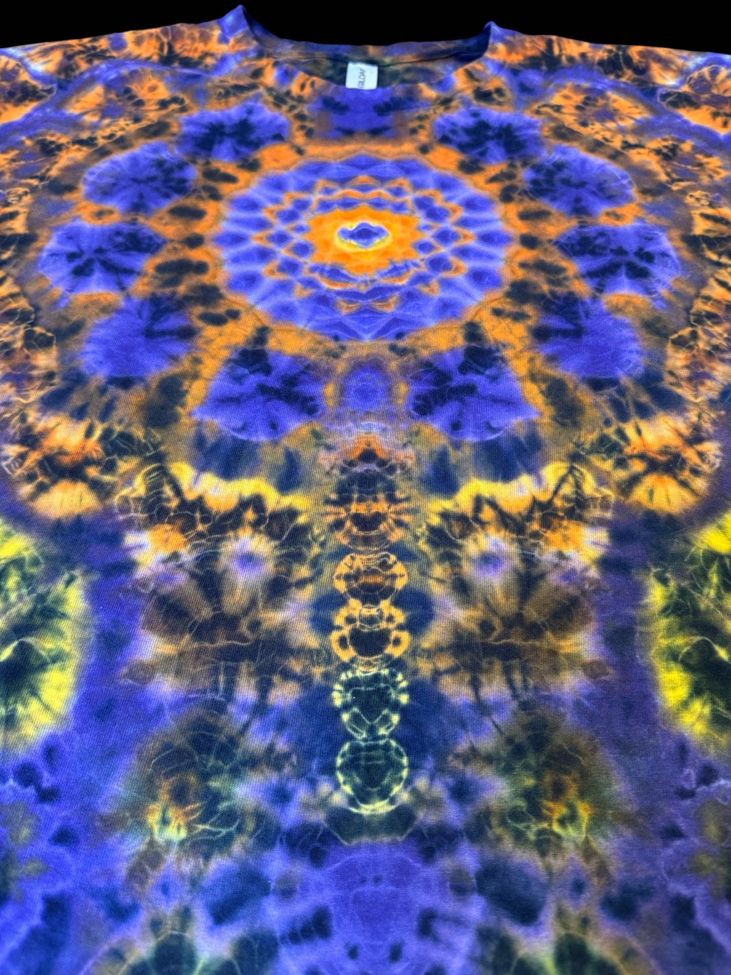 XL - mandala kenney trip combo tee