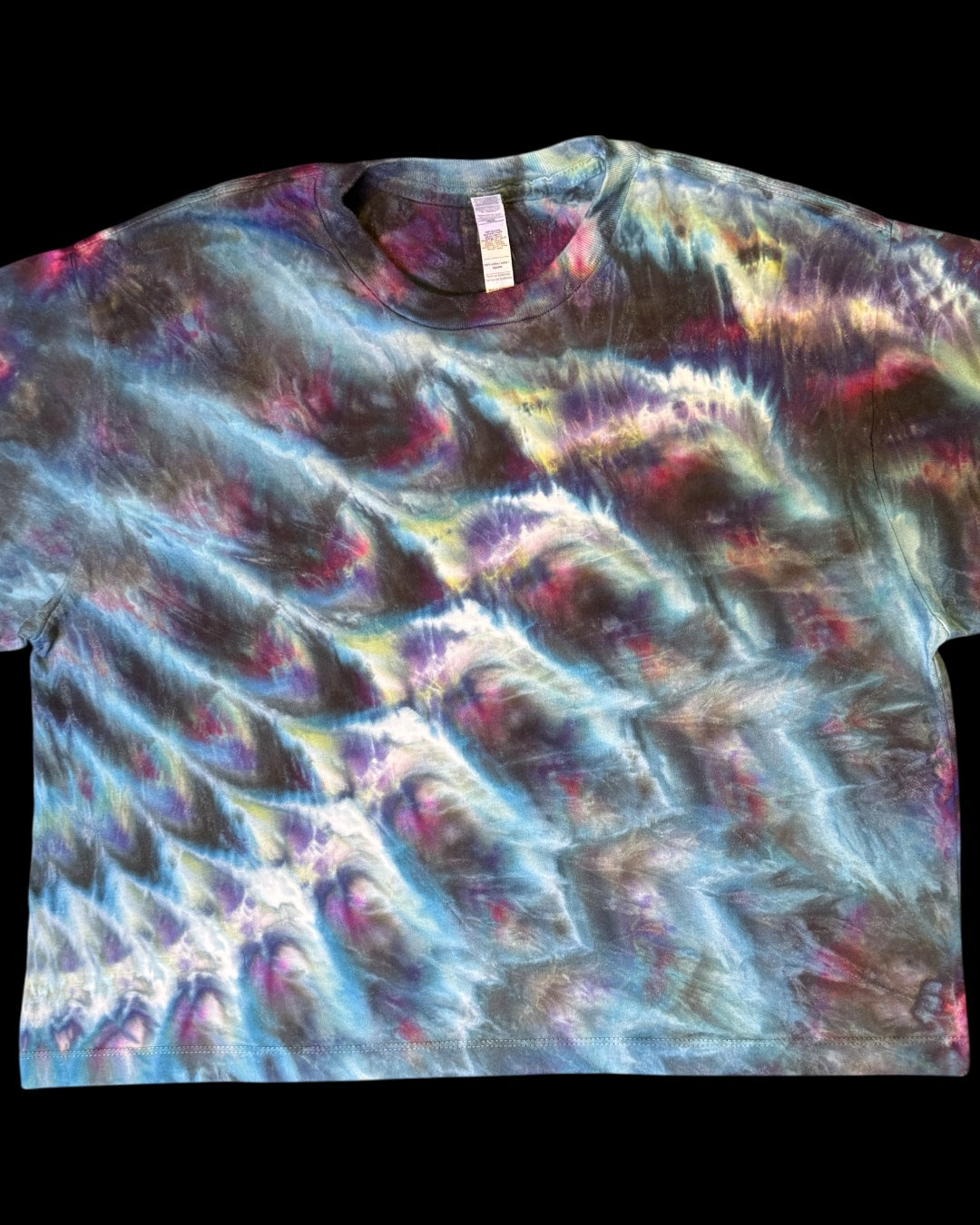 L - ladies’ fit bluesy cosmic roll boxy cropped tee