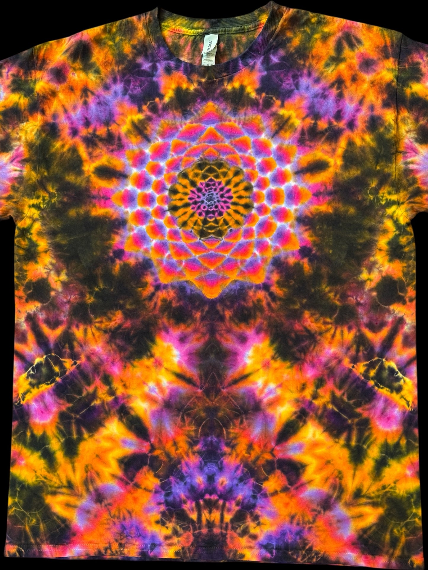 XL - mandala trip combo tee