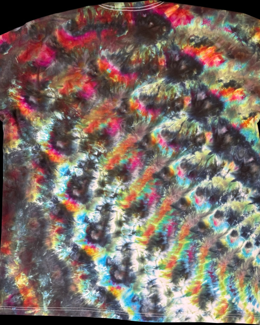XXXL - ice dyed dark rainbow cosmic roll tee