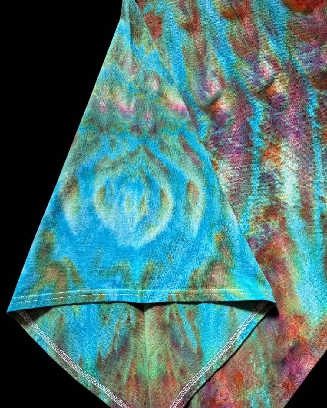 L - ice dyed mindbender x highlights cosmic roll tee