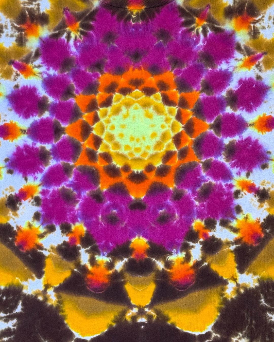 L - ladies’ fit front to back mandala boxy cropped tee