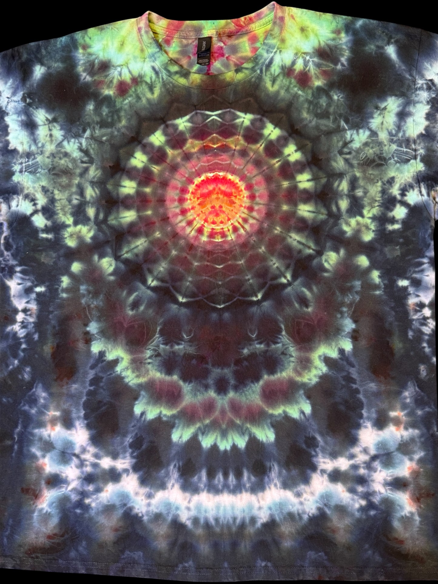 XXL - ice dyed mandala cosmic roll and klink combo tee