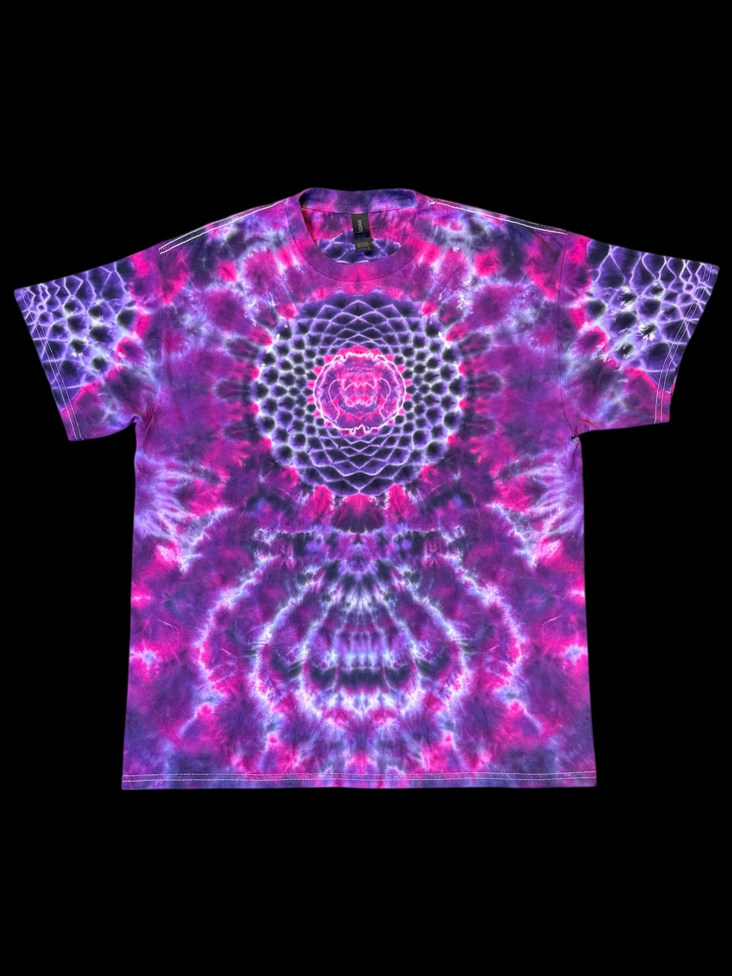 L - mandalalala cosmic trip combo tee