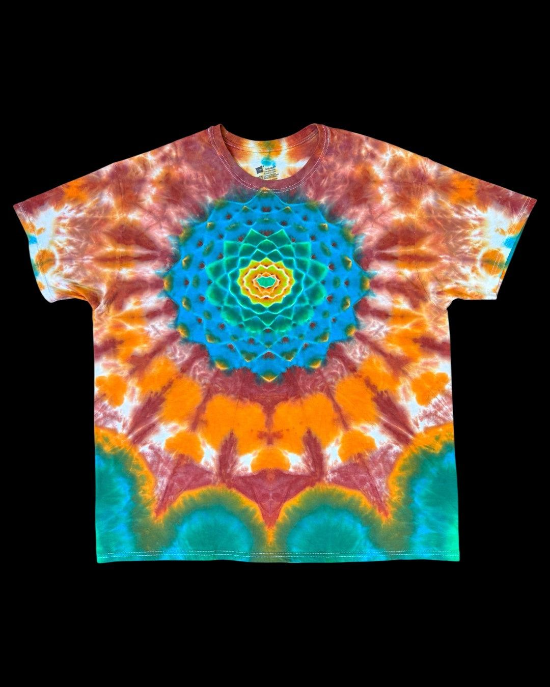 XXL - experimental color mandala tee