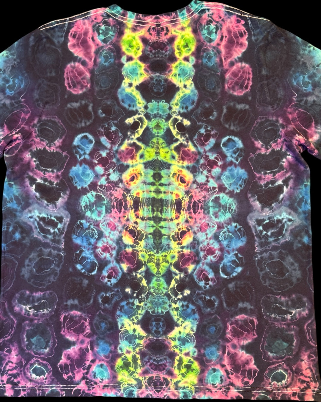 XL - navy overdyed mandala, kenney, trip combo tee with glowing spine