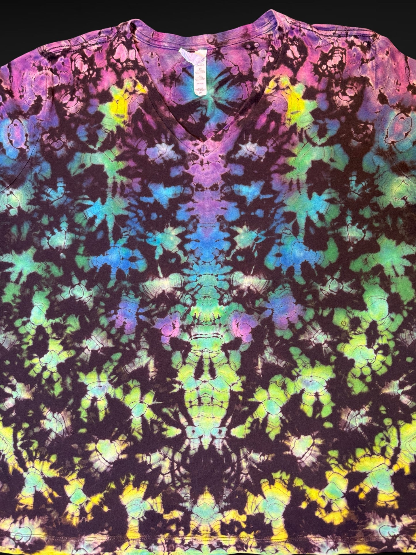 XXL - ladies’ fit reverse dyed kenney style vee tee