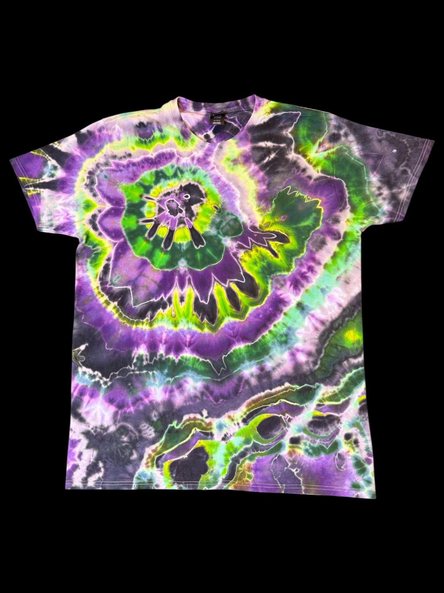 XL - liquid dyed nautilus 2 tee
