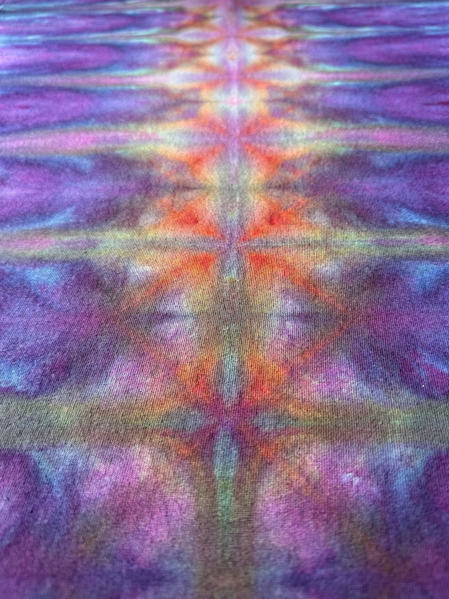 XL - gravity ice dyed klink tee
