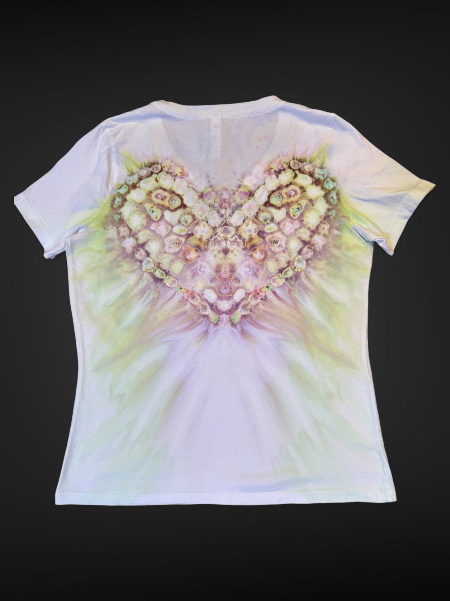 M - ladies’ fit gravity ice dyed kenney style heart tee