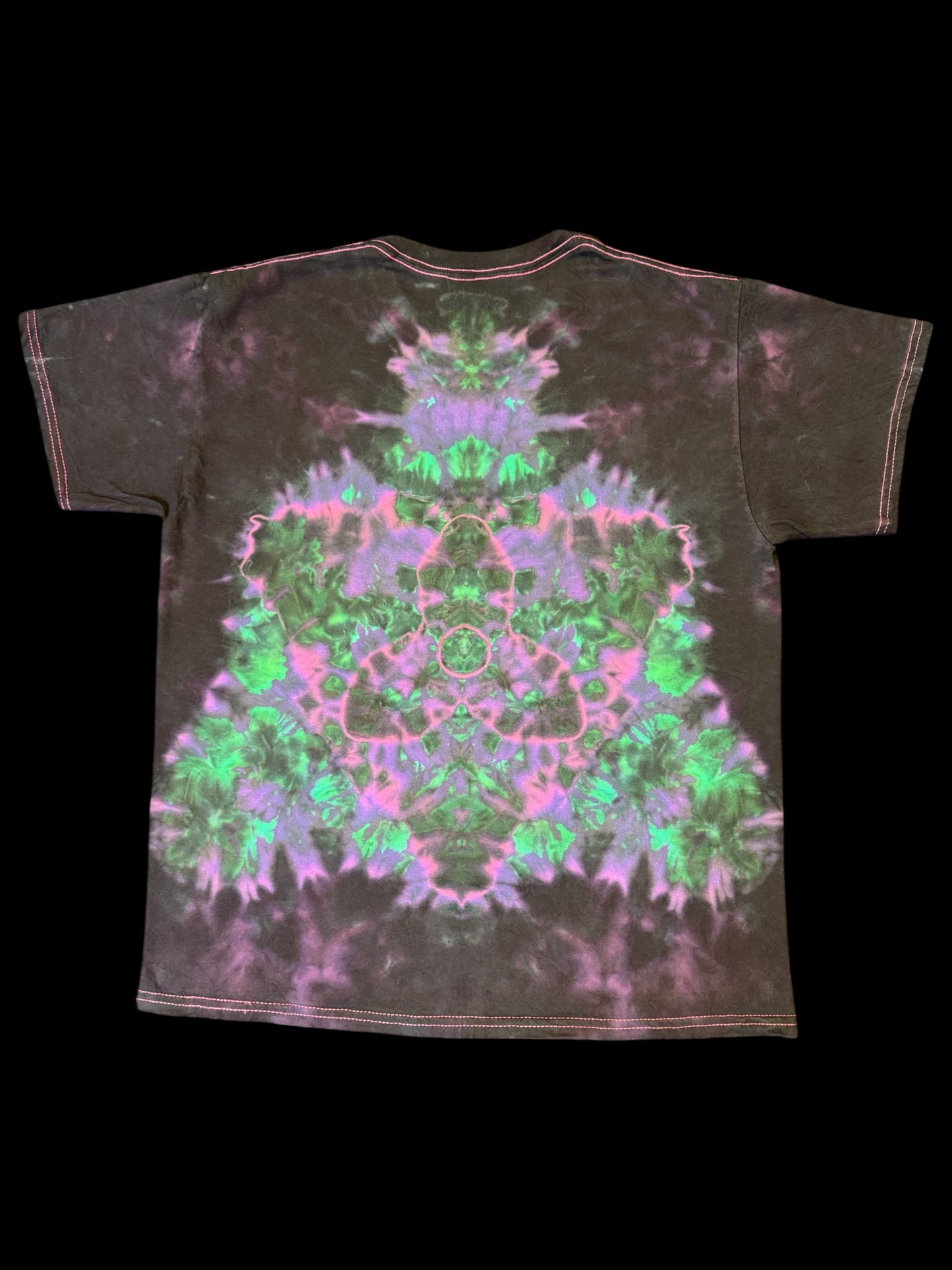 L - pink reversed mandala cosmic star combo tee