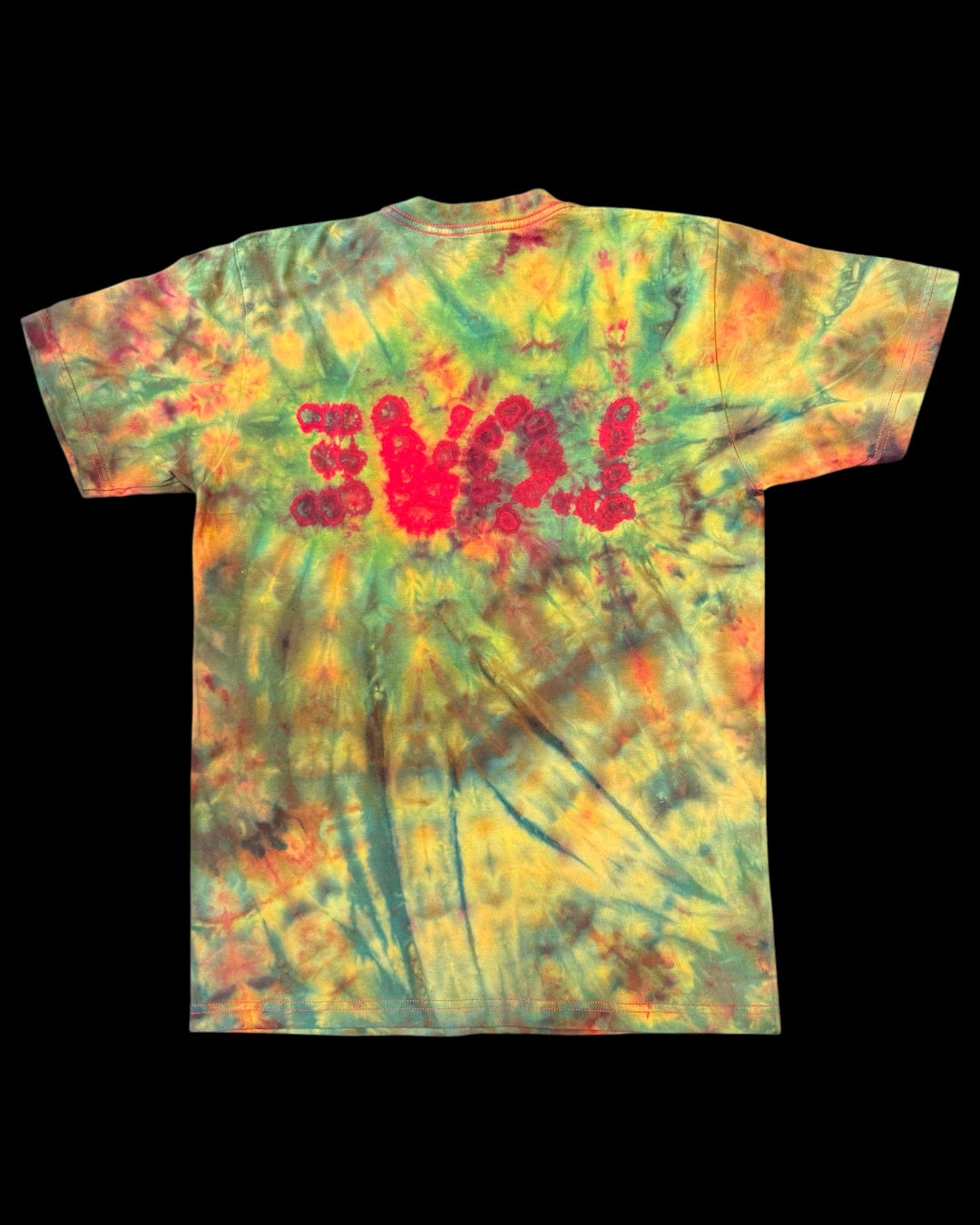 M - red reversed ice dyed ‘love’ tee