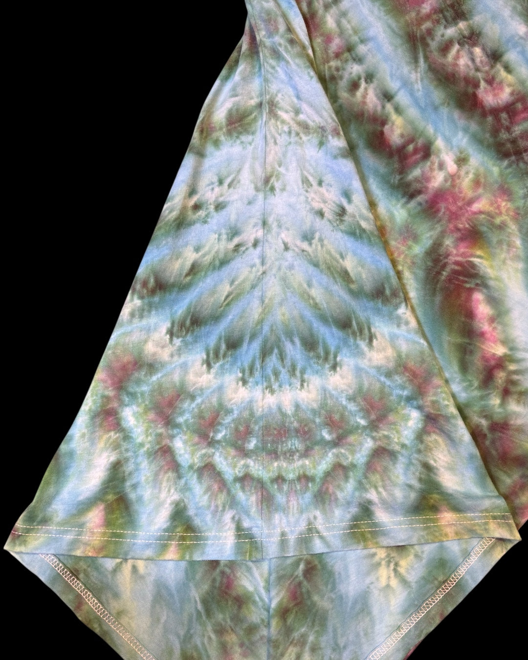 M - ice dyed ‘aurora’ cosmic rolled logo tee