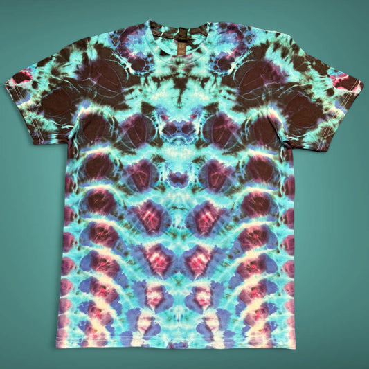 M - cosmic watcher tee