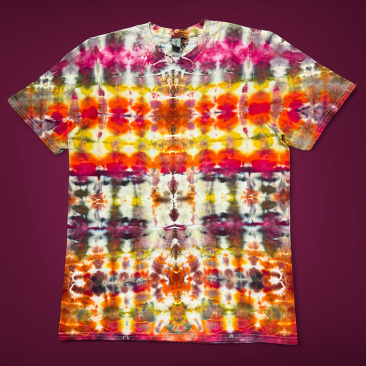 M - ice dyed mirrored trippy glitch tee