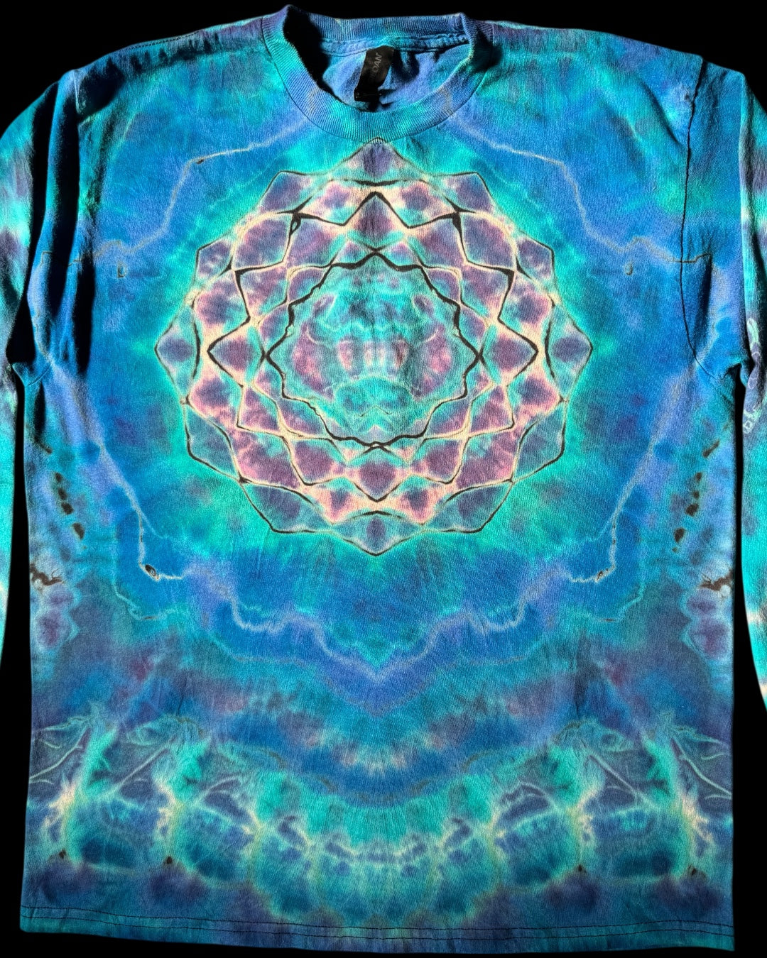 L - reverse dyed blue skies mandala cosmic rolled combo long sleeve tee