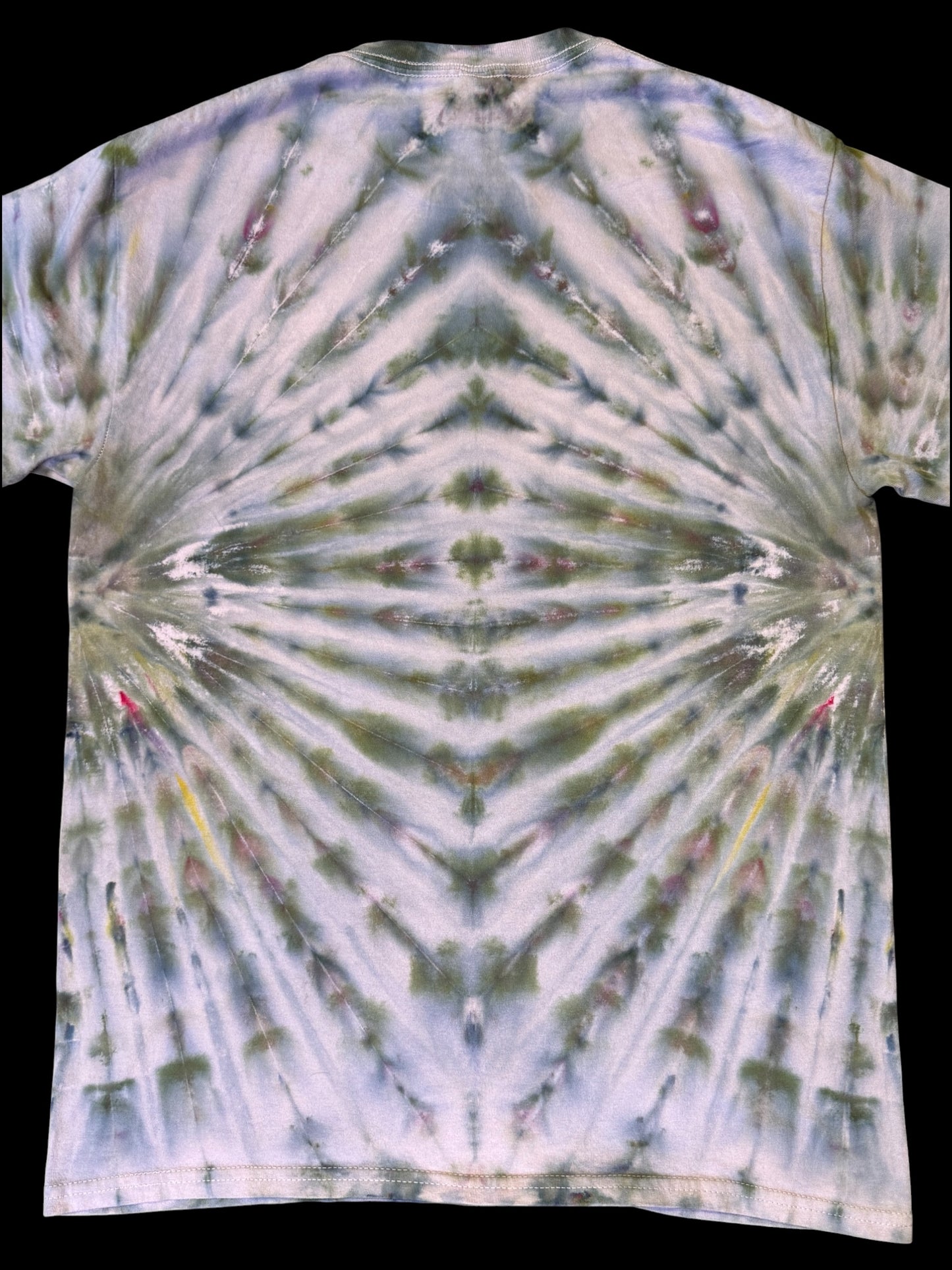 M - ice dyed lavender double fan in stormy gray tee