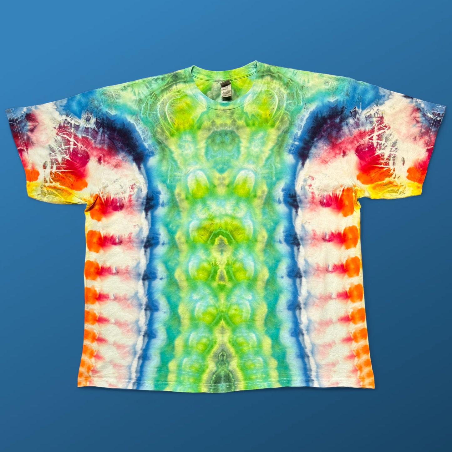 XXL - ice dyed cosmic rainbow tee