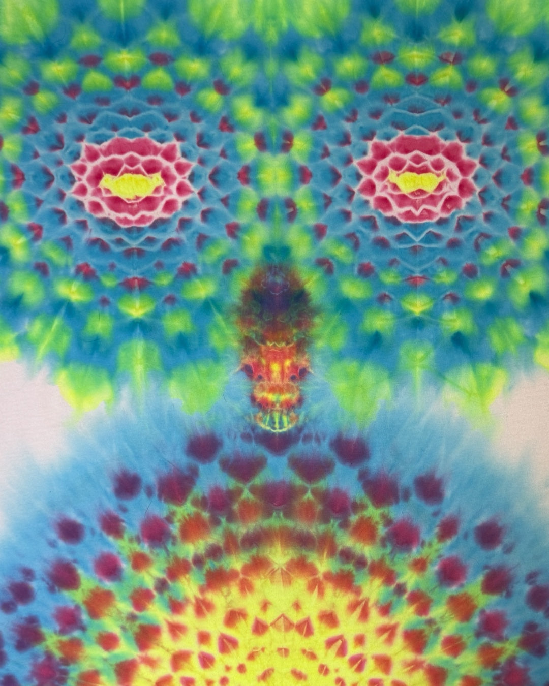 XXXL - UV reactive hooter-dala tee