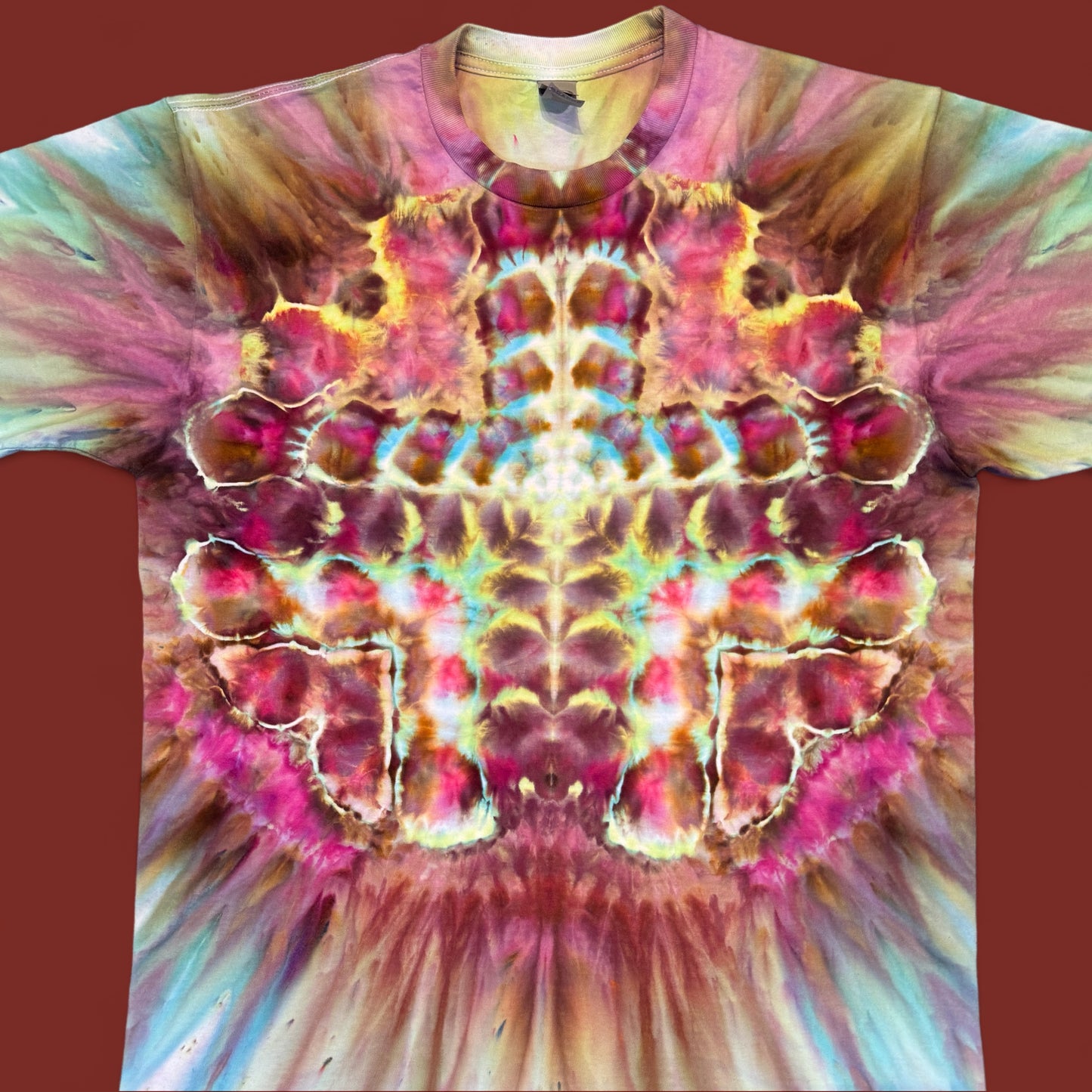 L - ice dyed cosmic portal tee